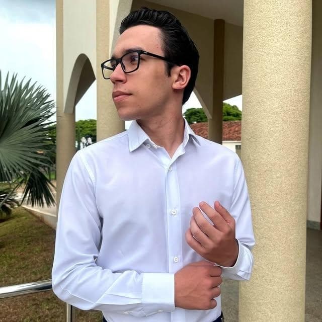 João Alavarse, desenvolvedor fullstack